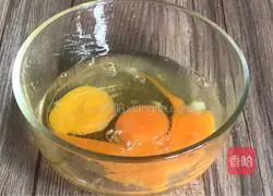 Sour and sweet Illustration of how to make scrambled eggs 1