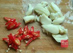 Illustration of how to make black bean stew 2