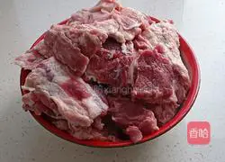 Illustration of braised pork ribs 1