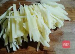 Illustration of how to make shredded potatoes in vinegar 3