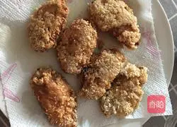 Illustration of how to make breaded fried chicken wings 7