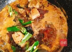 Illustration of how to make spicy fish cubes 3