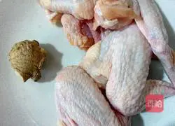 Illustration of how to make soy sauce chicken wings 1