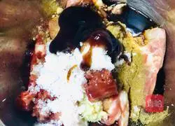 Guangdong - Illustration of honey barbecued pork 2