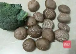 Illustration of how to make oil-consuming shiitake mushrooms 1