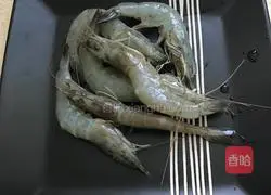 Illustration of how to make stir-fried broccoli with shrimps 2