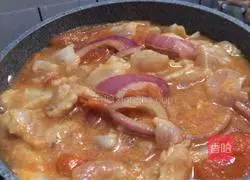 Illustration of how to make tomato dragon fish 8