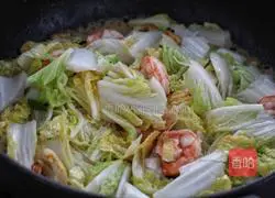 Illustration of how to cook Chinese cabbage and shrimps 6