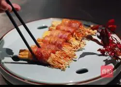 Grilled Illustration of how to make golden needle bacon rolls 6