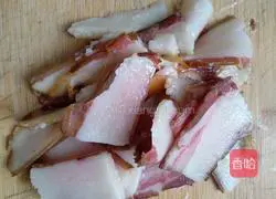 Illustration of how to make fried bacon with bitter melon 4