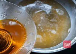 Illustration of how to make salt-baked chicken wings 7