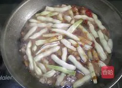 Illustration of how to make pork belly and beans stewed 5