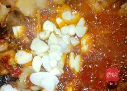 Illustration of how to make fried meat with celery 9