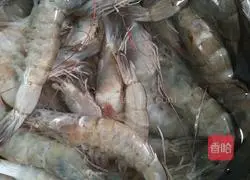 Steamed with garlic Illustration of how to make shrimp 1