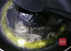 Illustration of how to make fried shrimps in typhoon shelter 7