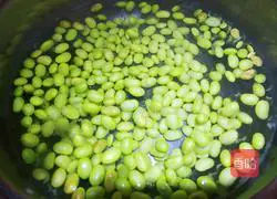 Illustration of how to make stir-fried minced edamame and dried edamame 4