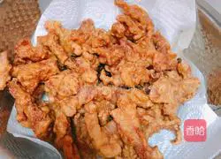 Illustration of how to make fried crispy pork 7