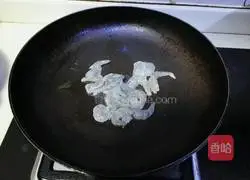 Illustration of how to make emerald shrimp 13