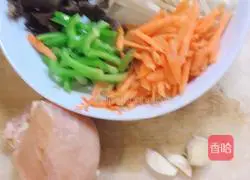 Illustration of how to make fish-flavored shredded pork 1