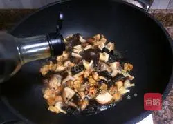 Illustration of how to make slider chicken with mushrooms 9