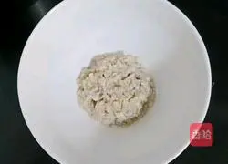 Illustration of how to make zinc-supplemented clam porridge (baby food supplement) 5