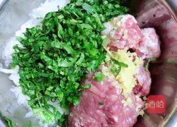 Illustration of how to make fried radish meatballs 6