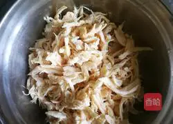 Illustration of how to make Jin Xiang Yuying (Thai Sauce White Jade Roll) 4