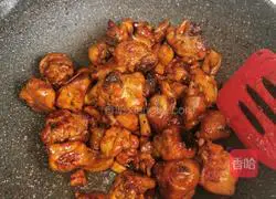 Illustration of how to make chestnut roasted chicken nuggets 12