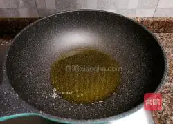 Illustration of how to make asparagus and fried meat slices 6