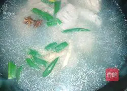 Illustration of how to make Coke chicken wings and chicken wing roots 2