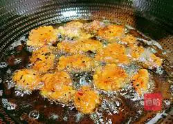 Illustration of how to make fried crispy pork 14