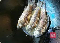 Illustration of how to cook crucian carp at home 4