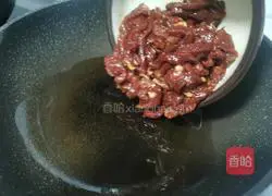 Illustration of how to make stir-fried beef with garlic moss 9