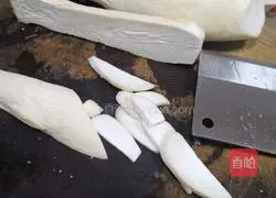 Illustration of how to make fried meat with Coprinus comatus mushroom 2