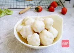 Illustration of how to make crispy fish balls 10