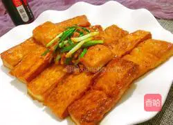 Illustration of how to make fried tofu with salt and pepper 8