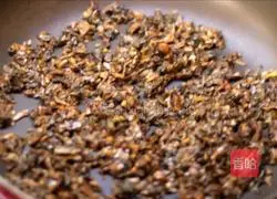 Illustration of how to make pork with pickles and vegetables 13