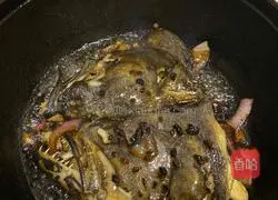 Illustration of how to make sweet and sour butterfly fish head 12