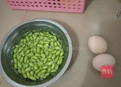 Illustration of how to make scrambled eggs with edamame 1