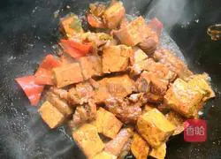 Illustration of how to make braised tofu with spareribs 19