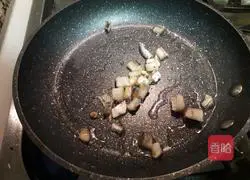 Illustration of how to make salted fish and tofu pot 3