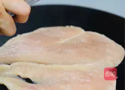 Weight loss meal ~ Illustration of how to make pan-fried chicken chop 3