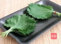 How to make perilla leaf egg dumplings Illustration 1