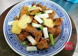 Illustration of how to make small crispy pork steam bowl 3