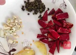 Illustration of how to make spicy chicken nuggets 4