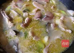 Illustration of how to make pepper fish 8