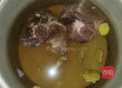 Illustration of how to make spiced beef 2