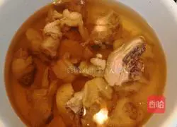 Changzhou winter bamboo shoots simmer Chicken Recipe Illustration 3