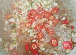 Illustration of how to make fried beef with chili pepper 9