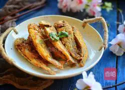 Illustration of how to make dry-fried yellow croaker 11